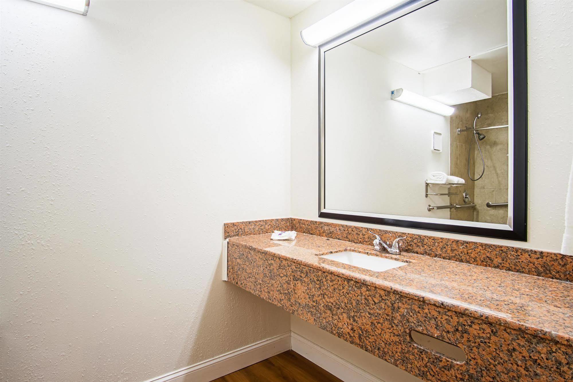 Red Roof Inn Monteagle - I-24 Zewnętrze zdjęcie